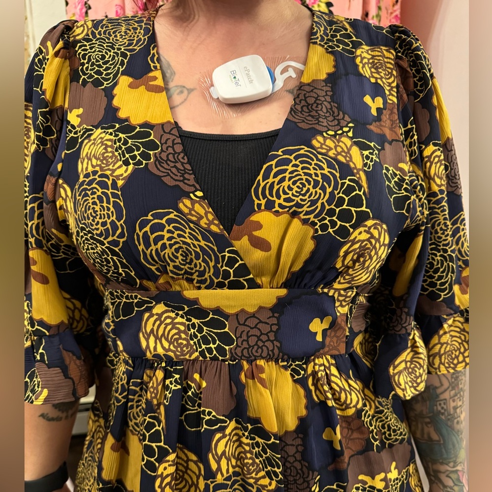 Betsey Johnson Dress Silk Y2K era - Picture 6 of 7